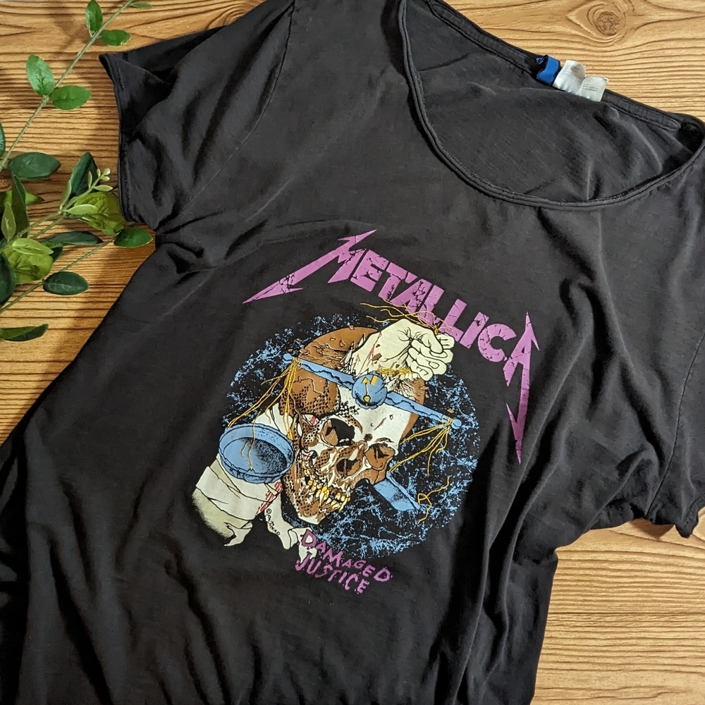 H&M Divided Metallica Wide Neck Tee